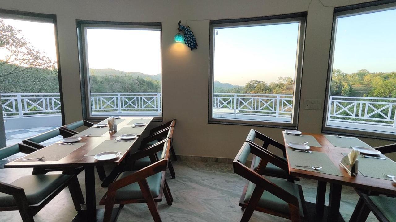 The Sky Imperial Pavoreal Jungle Resort Kumbhalgarh Extérieur photo
