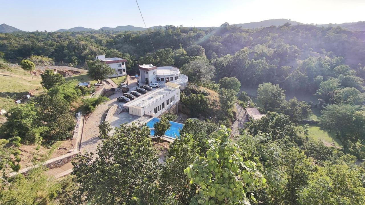 The Sky Imperial Pavoreal Jungle Resort Kumbhalgarh Extérieur photo