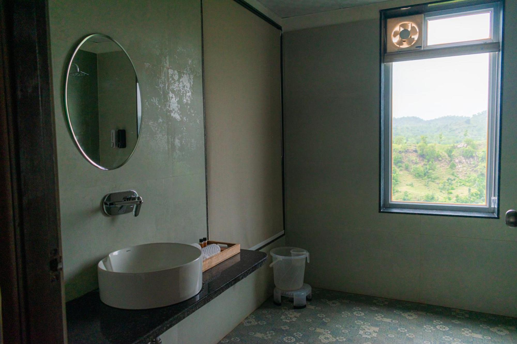 The Sky Imperial Pavoreal Jungle Resort Kumbhalgarh Extérieur photo